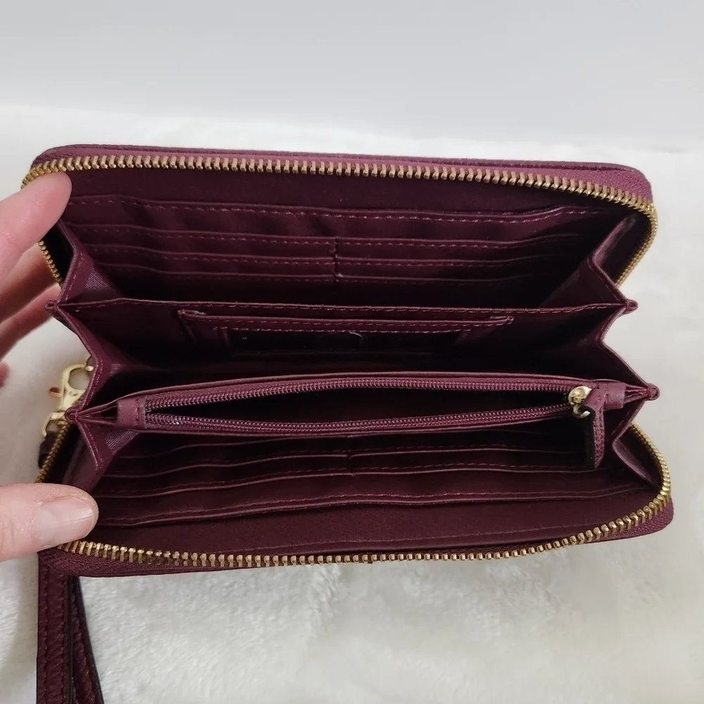 Liz Claiborne Erica Zip Around Faux Leather Gold Dark Wine Wristlet Wallet